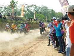 Bupati Tubaba Tutup “Grasstrack Motorcros” Series Putaran II Championship 2025