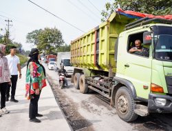Pemerintah Kota Bandar Lampung Cor Beton Jalan Teuku Cik Ditiro