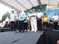 Walikota Bandar Lampung Eva Dwiana Buka Jalan Sehat HUT Kota Bandar Lampung Ke-343