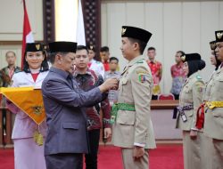 Pj. Sekdaprov Firsada Lantik Duta Pancasila Paskibraka Indonesia Tingkat Provinsi