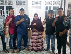 Kepulangan Bupati Elfianah dari Tanah Suci di Sambut Antusias Ratusan Warga