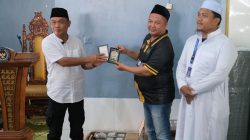 Tingkatkan Pembinaan Rohani, Lapas Narkotika Bagikan Iqro kepada Warga Binaan