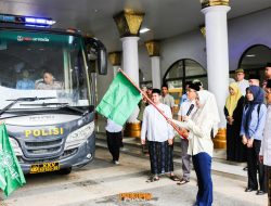 Bupati Pesawaran Resmi Lepas Peserta Perlombaan Muktamad RMI Tingkat Provinsi Lampung