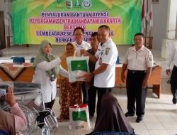 90 Lansia di Kabupaten Pesawaran Terima Bantuan ATENSI Kemensos RI 