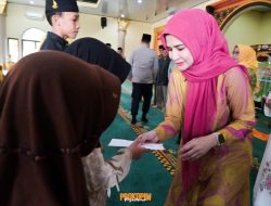 Pengajian Akbar Al-Hidayah Pesawaran Berbagi Bersama Anak Yatim dan Dhuafa di Bulan Suci 