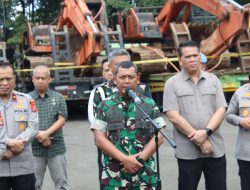 Kasdam XXI/Radin Inten Hadiri Press Release Terkait Penambangan Emas Ilegal Di Kabupaten Way Kanan