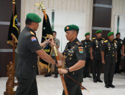 Pimpinan Korem 043/Gatam Di Ganti, Tongkat Komando Diserahterimakan
