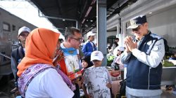 Jasa Raharja Berangkatkan Ribuan Pemudik dari Stasiun Pasar Senen Jakarta melalui Program Mudik Gratis BUMN 2026