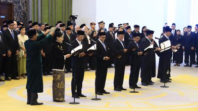 Pengucapan Sumpah Jabatan Anggota Dewan Komisioner OJK