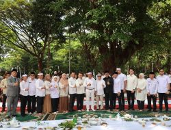 Wawali Harris Bobihoe : Halal Bi Halal Sebagai Momentum Terus Kompak Dalam Melayani Dan Mambangun Daerah